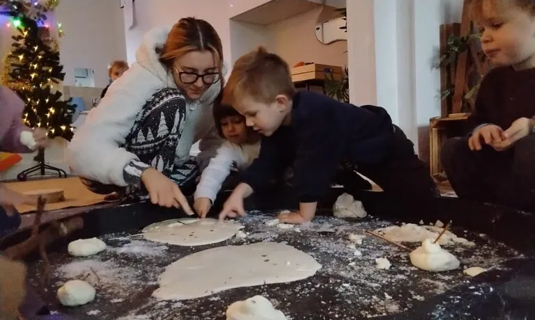 Awe-Inspiring Activities for Young Children: How to Spark Curiosity and Growth